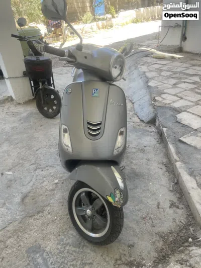 بياجيو فيسبا 150 i-ABS سنة 2023 VESPA 150 ABS 4