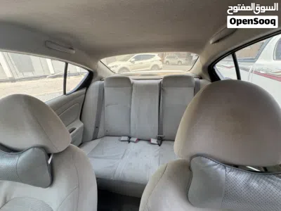 Nissan Sunny Standard 4