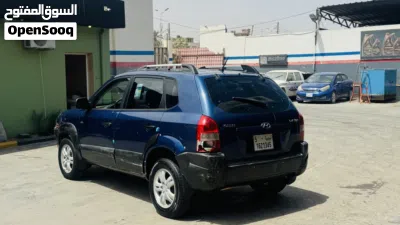 Hyundai Tucson GL 4