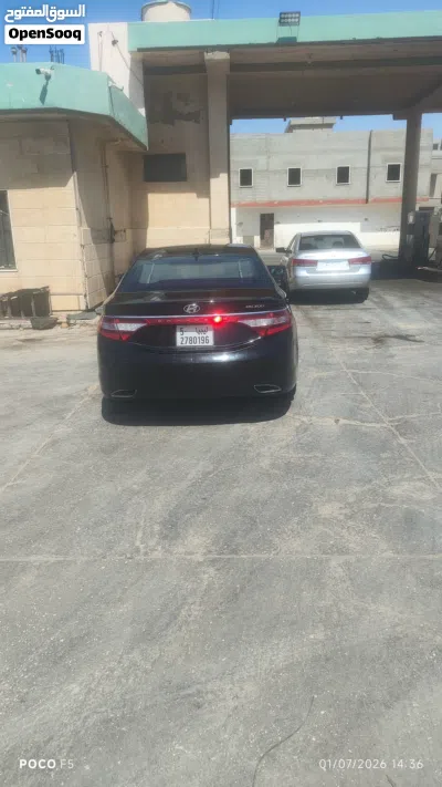 Hyundai Azera Standard 3