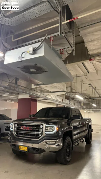 GMC Sierra 2500 SLE 4