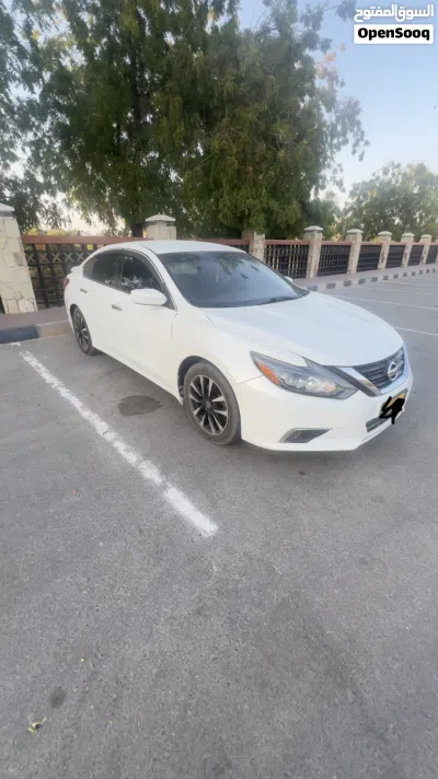 نيسان التيما S 3