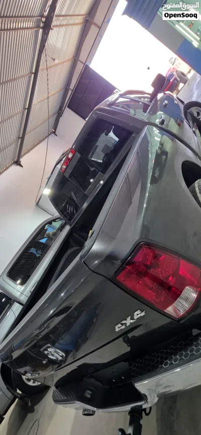 Dodge Ram Big Horn 4