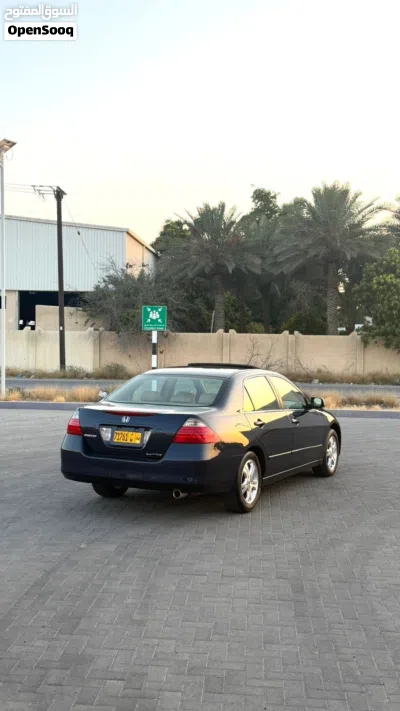 Honda Accord EX 2