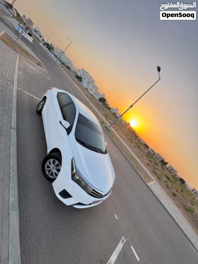 Toyota Corolla SE 2