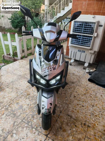 Indian FTR 1200 4