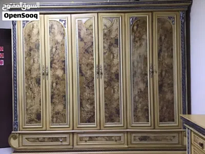 غرفة نوم كلاسيك كاملة بحالة ممتازة ونظيفة جداً للبيع 3