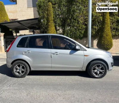 Ford Figo Trend 3