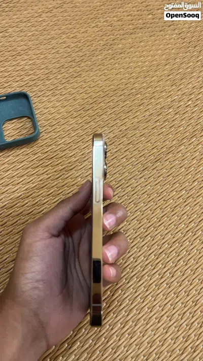 للبيع آيفون 13 برو 2