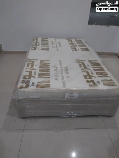 غرفة نوم أطفال 2 سرير كبيره وصغير مع 2 مرتبه مع دولاب ملابس 2