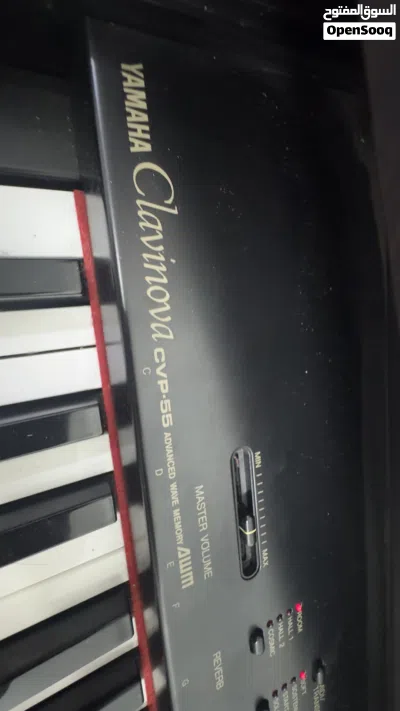 Piano Yamaha clavinova 4