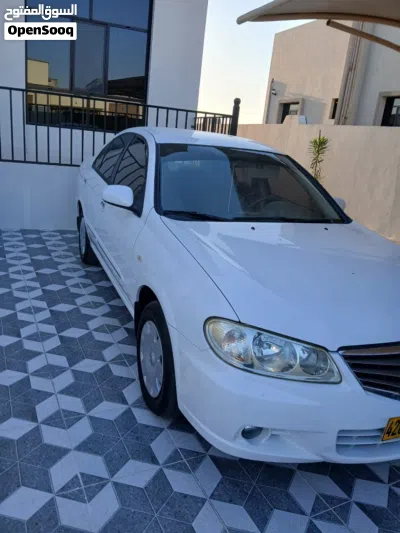 Nissan Sunny SV 3