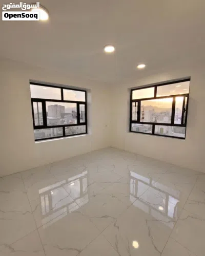 عمارة فاخرة للبيع في وسط صنعاء ب260 مليون 2