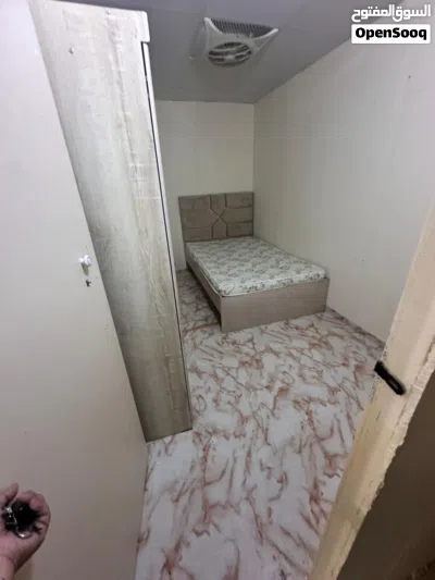 Half Room Available for Rent 3