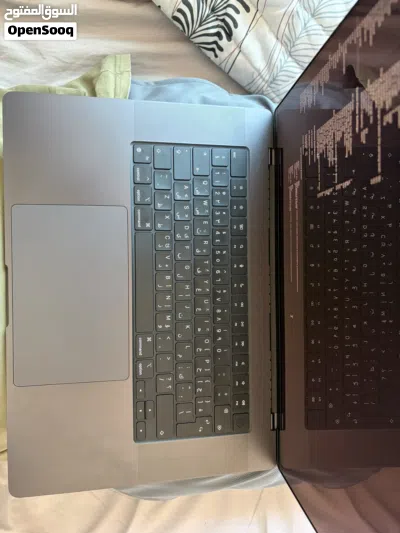 MacBook Pro M4 pro 16 inch Space Black 4