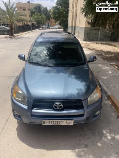 Toyota RAV 4 Limited 4
