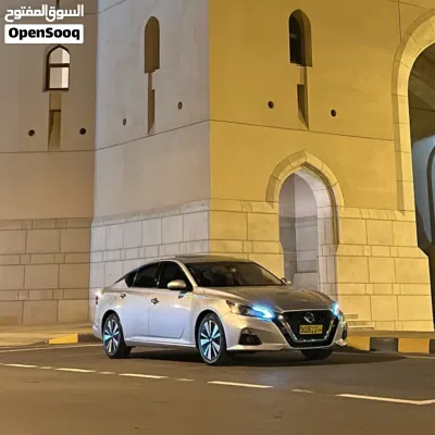 Nissan Altima SL 2