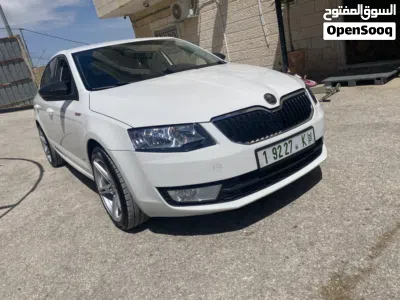 سكودا اوكتافيا Standard 3