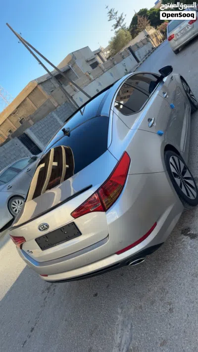 Kia K5 Standard 4