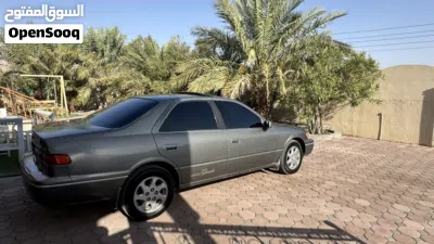 Toyota Camry XLE 2