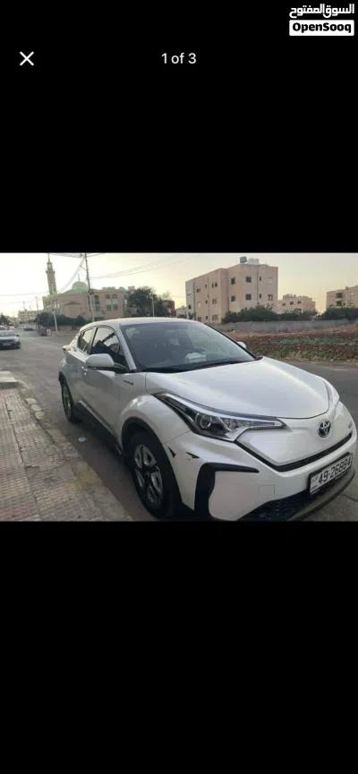Toyota C-HR Standard 2