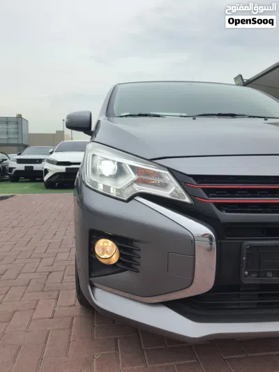 Mitsubishi Attrage GLS 4
