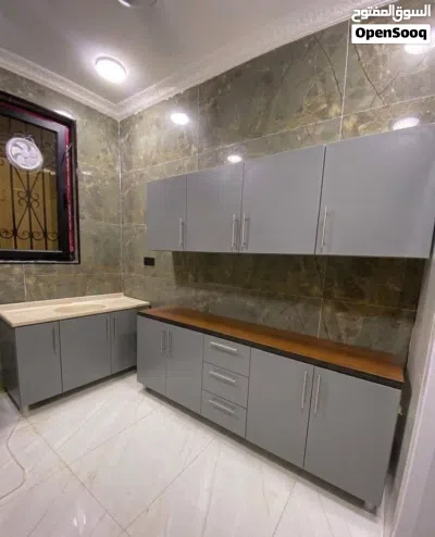 كاونتر وملحق mdf قياس مترين مع سنك مترو20بسعر 285الف 2