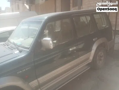 Mitsubishi Pajero GLS 3