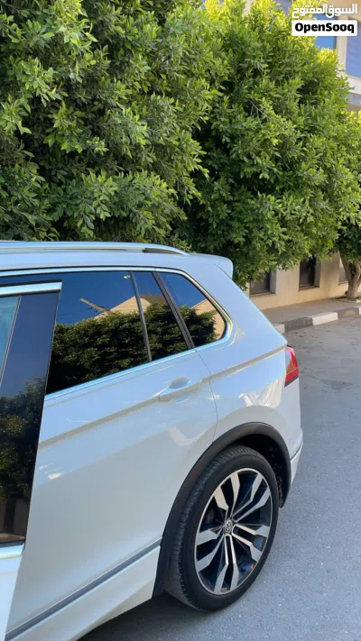 Volkswagen Tiguan R-Line 4