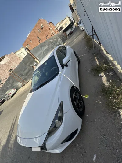 Mazda 3 Standard 2
