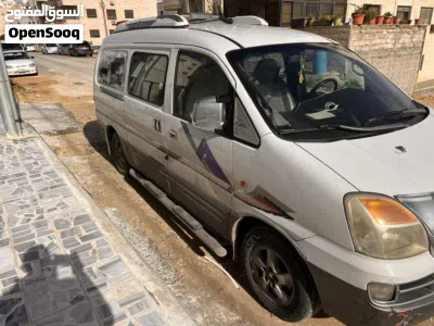 Hyundai H1 GLS Plus 3