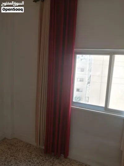 ستائر. نظيفه للبيع 3