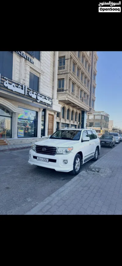 Toyota Land Cruiser GXR 4