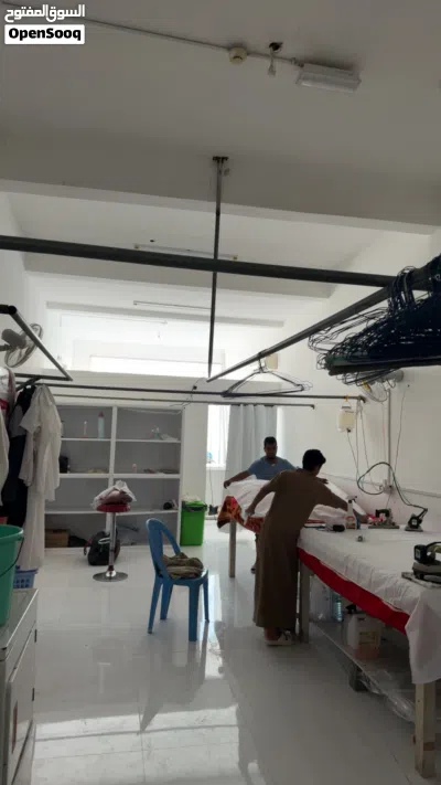 للبيع محل غسيل وكي الملابس 3