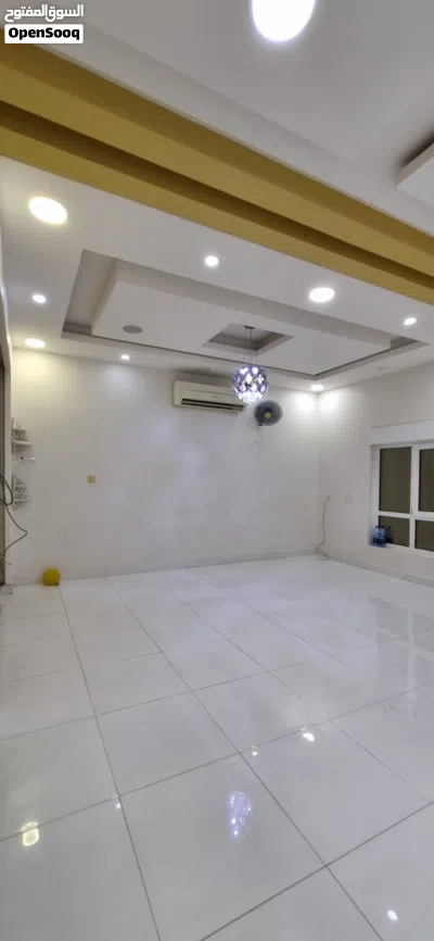 فيلا راقية للإيجار في المعبيلة الثامنة. Elegant Villa for Rent in Al Maabilah 8 4