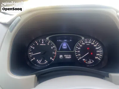 Nissan Pathfinder SV 2
