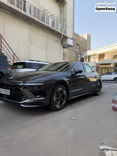 Hyundai Sonata SEL 3