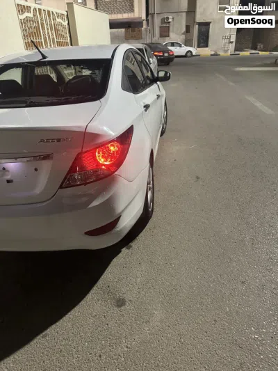 هيونداي اكسنت GL 2
