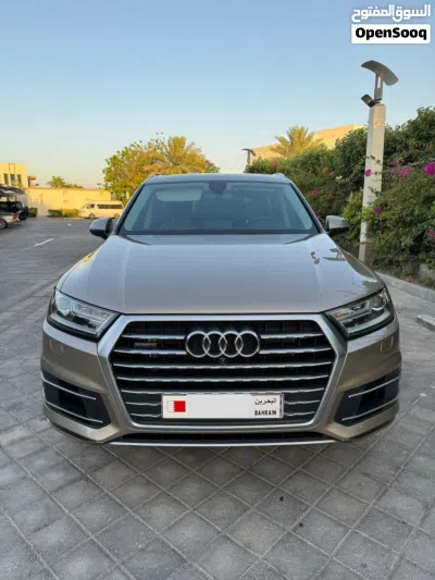 أودي Q7 Standard 2