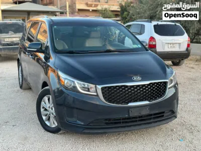 كيا سيدونا SX Prestige 3
