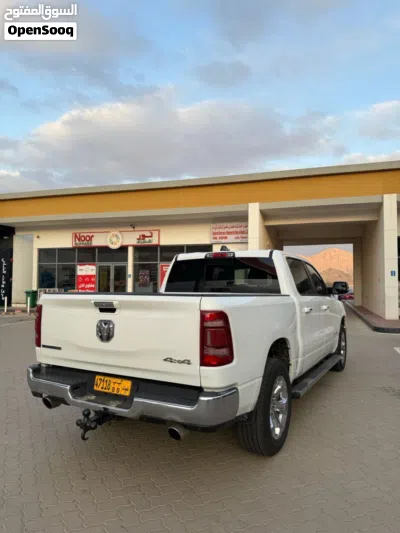 Dodge Ram Big Horn 3