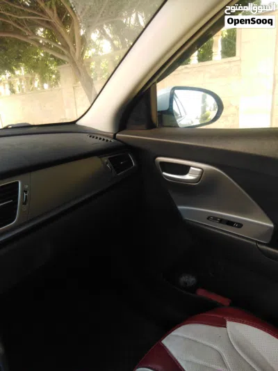 Kia Niro EX 3