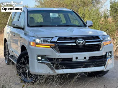 Toyota Land Cruiser VXR 3