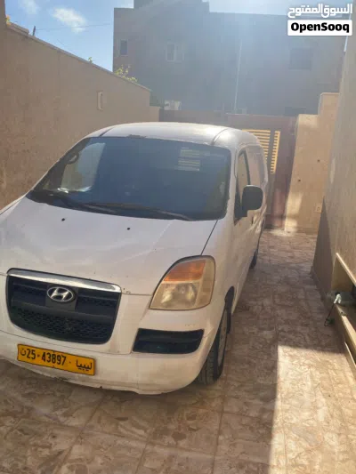 هيونداي H1 Standard 2