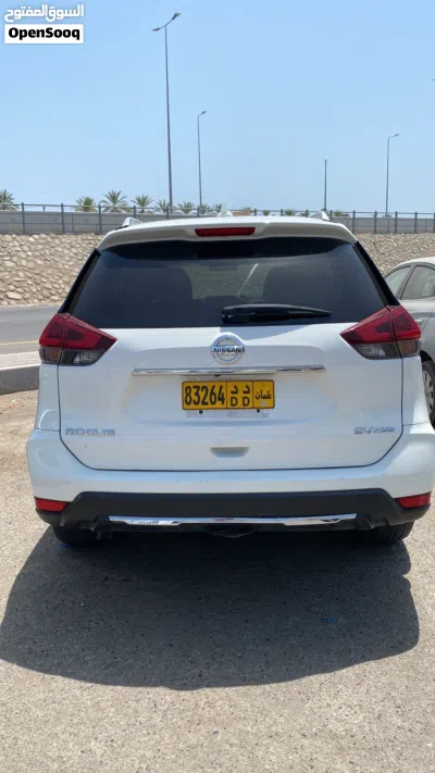 Nissan Rogue SV 2