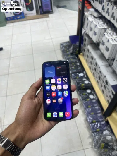 تلفون بدون عيوب كان فيه مشكله ف كاميرا وتم تصليحها فيه بقع ف بروتريه بس 2