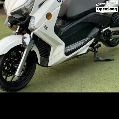 بي إم دبليو C 400 X 2