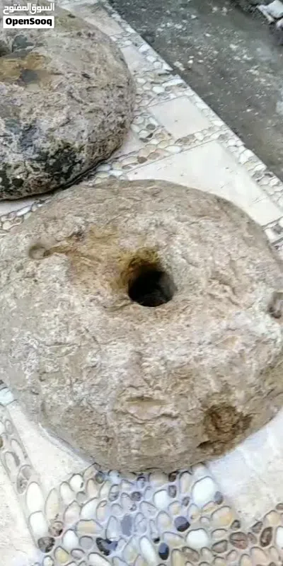 حجر قديم الوصف مهم 4