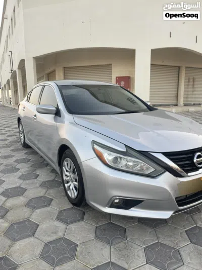 Nissan Altima S 3