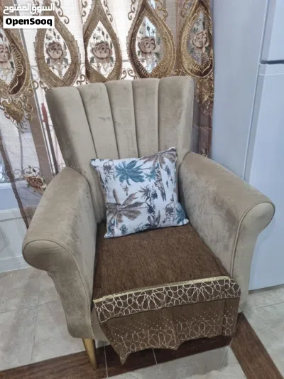 Beautiful sofa set for sale 3